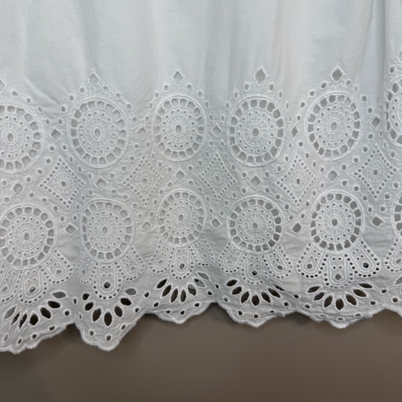 Talbots White Eyelet Lace Blouse Top Feminine 3/4 Sleeve Women’s LP (runs small) - Picture 6 of 9